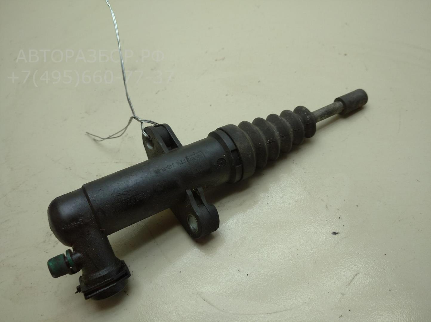 Цилиндр сцепления рабочий