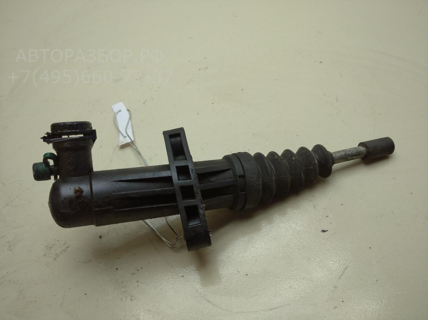 Цилиндр сцепления рабочий