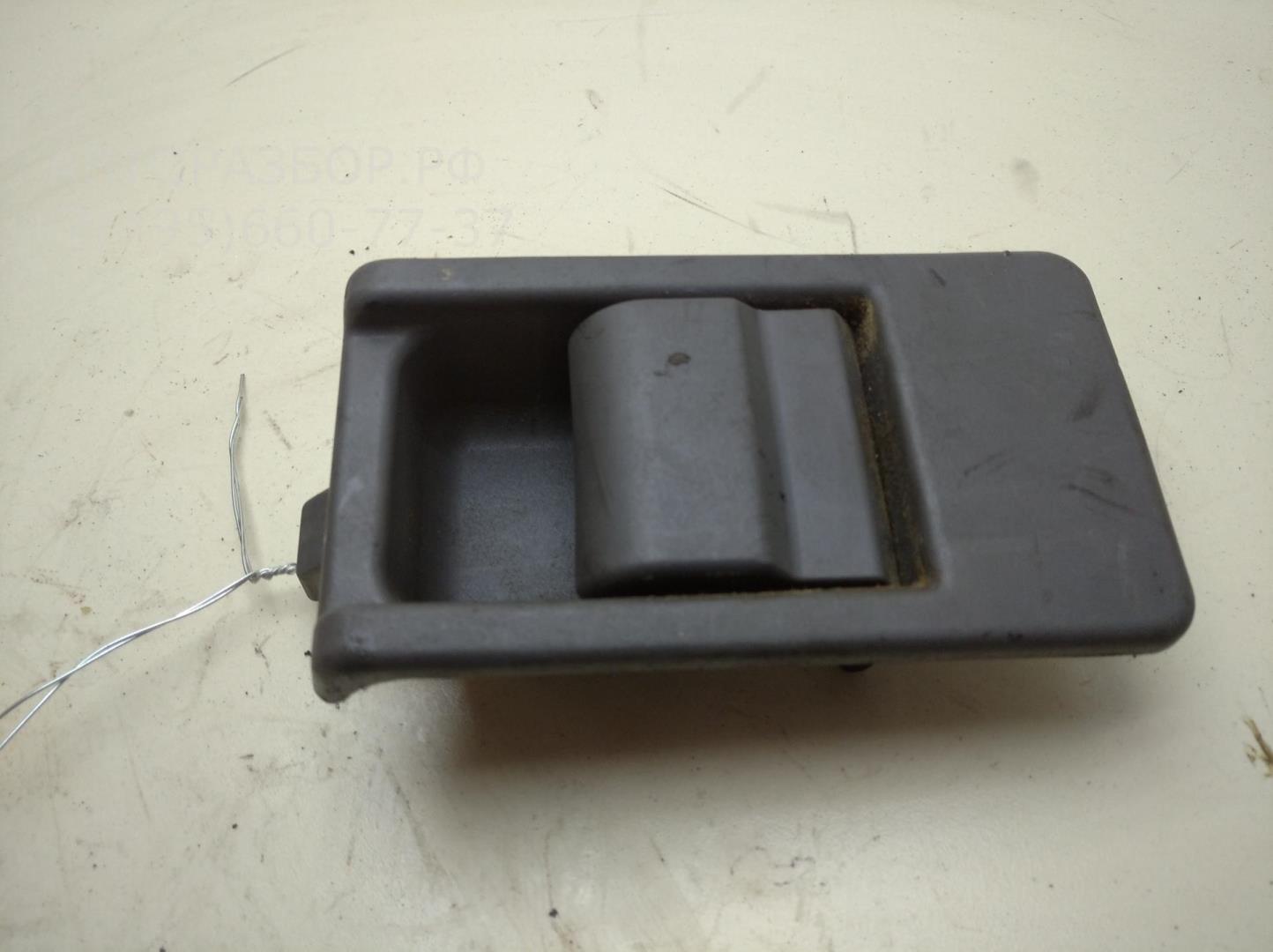 Ручка двери задней внутренняя правая