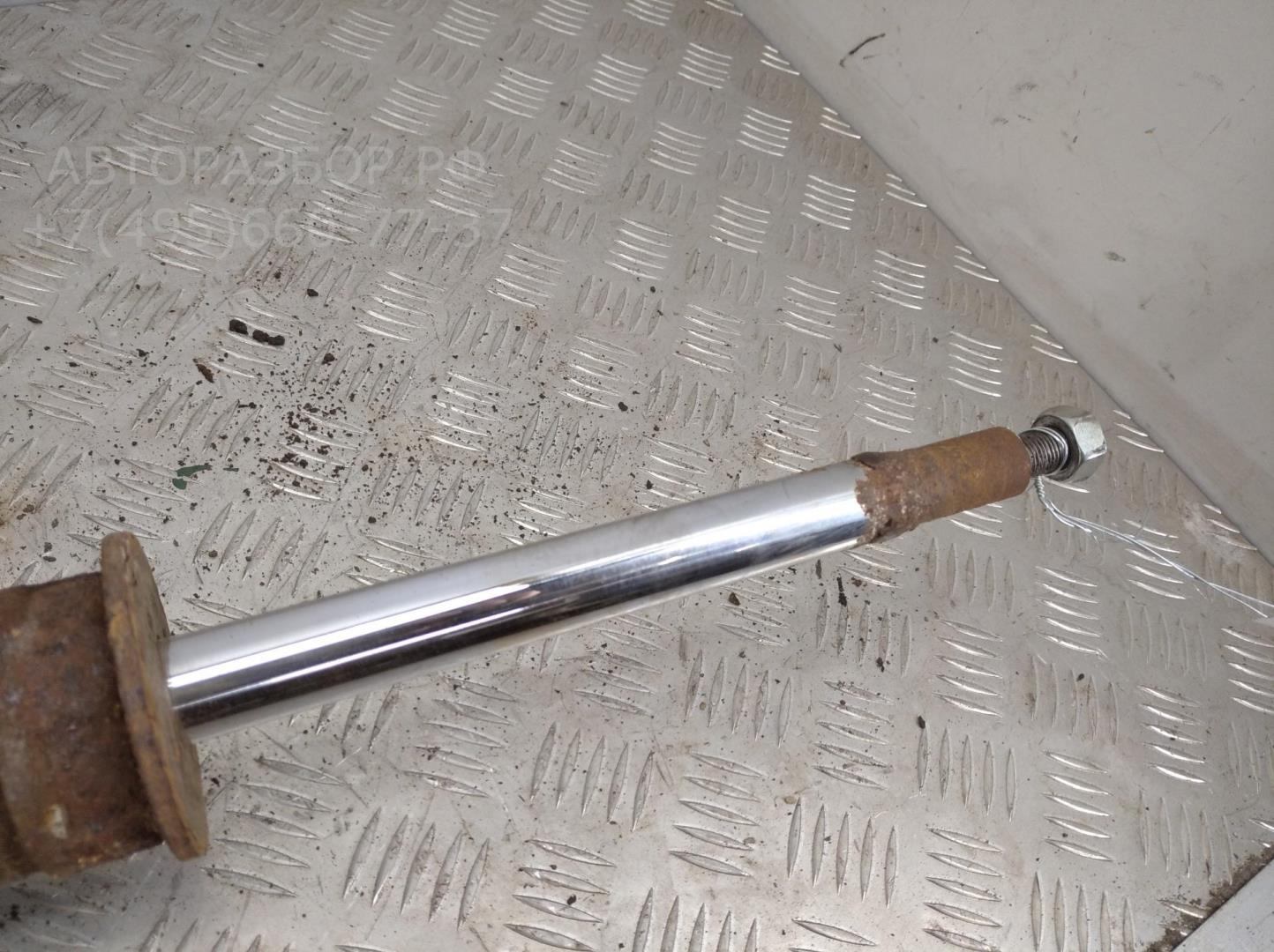 Амортизатор передний правый