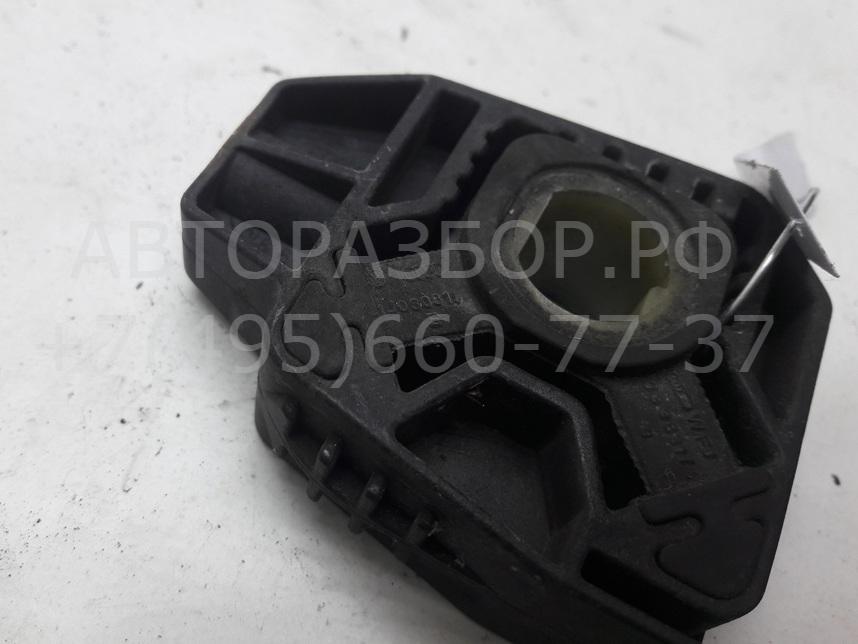 Кронштейн (сопут. товар)