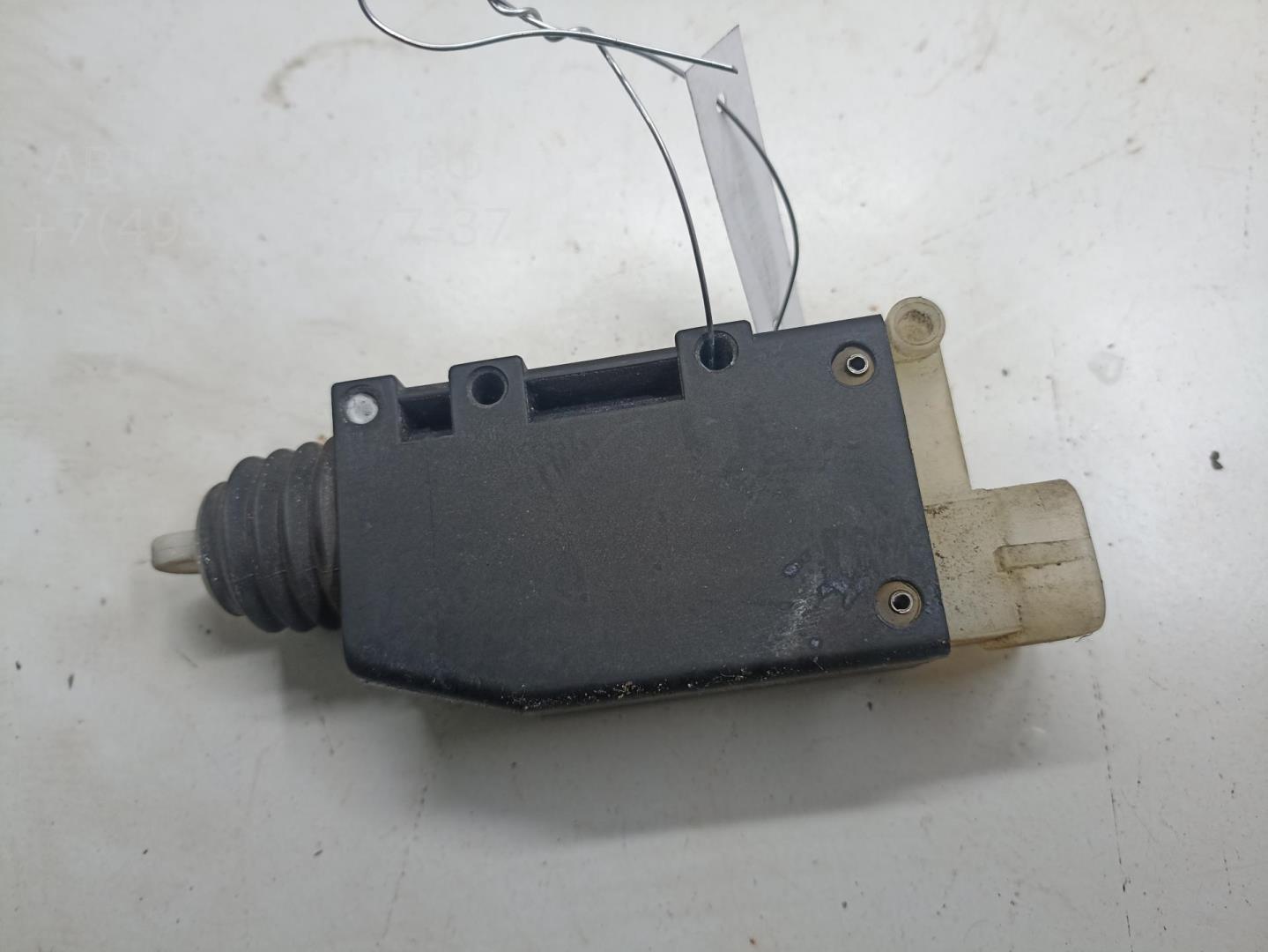 Активатор замка двери