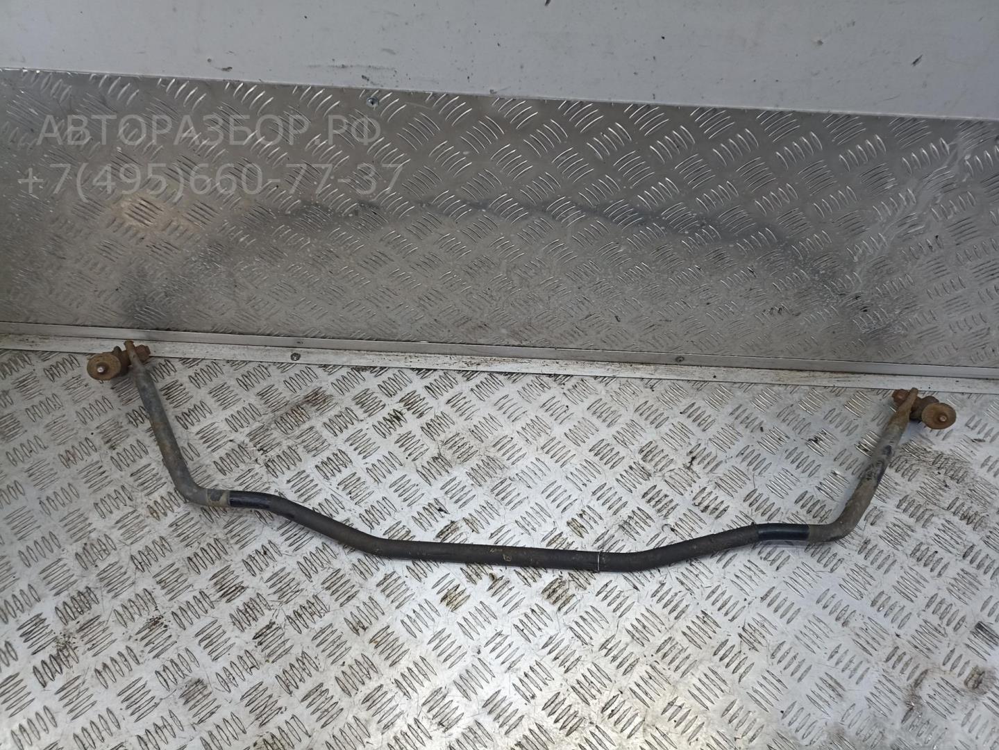 Стабилизатор передний