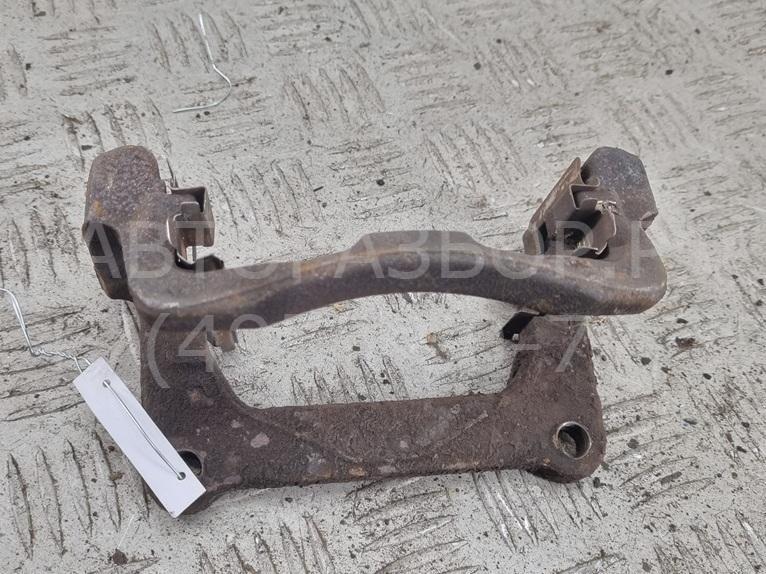 Скоба суппорта заднего