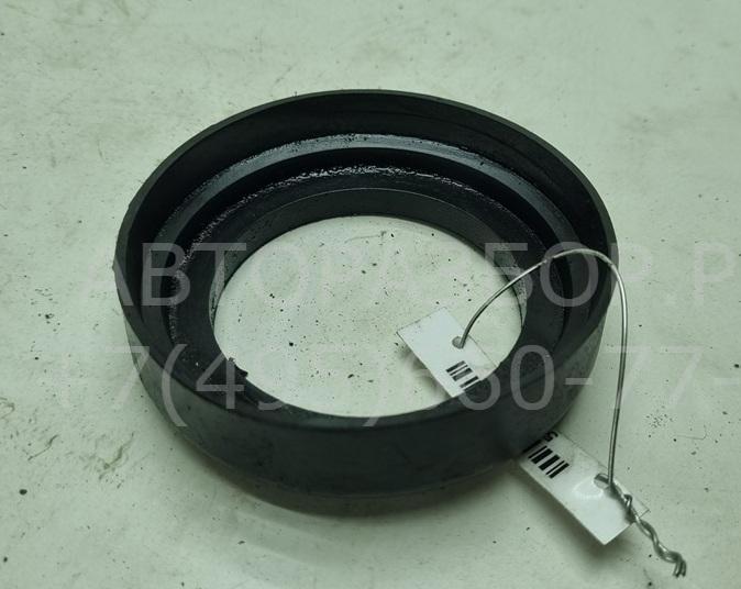 Маслозаливная горловина