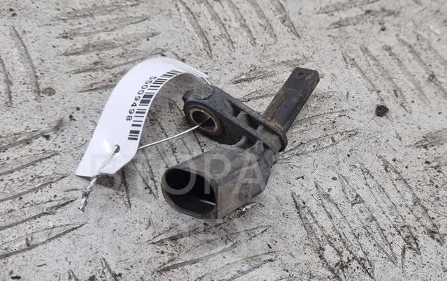 Датчик ABS передний