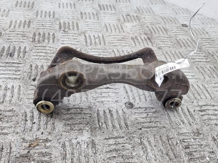 Скоба суппорта переднего