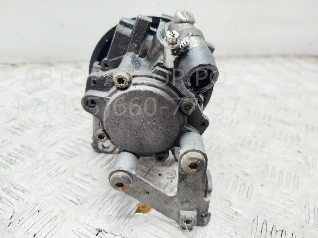 Насос ГУР (гидроусилитель руля)