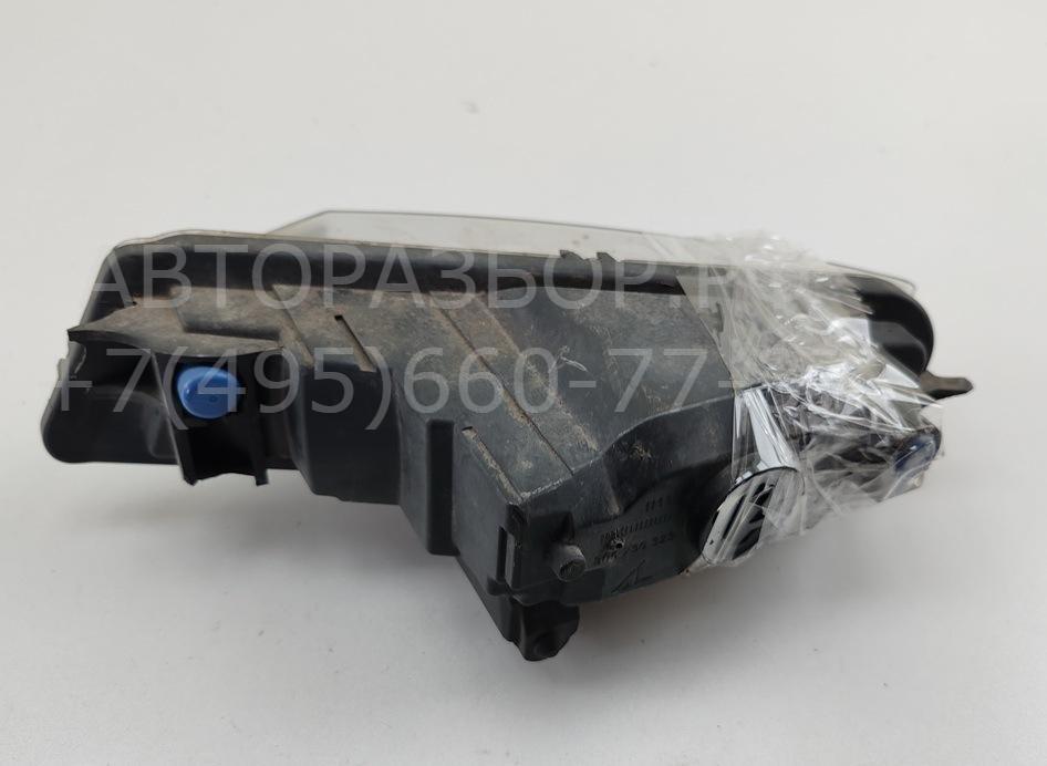 Фара противотуманная правая