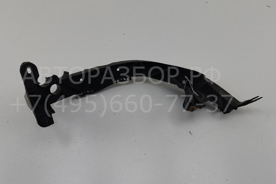 Крепеж фары