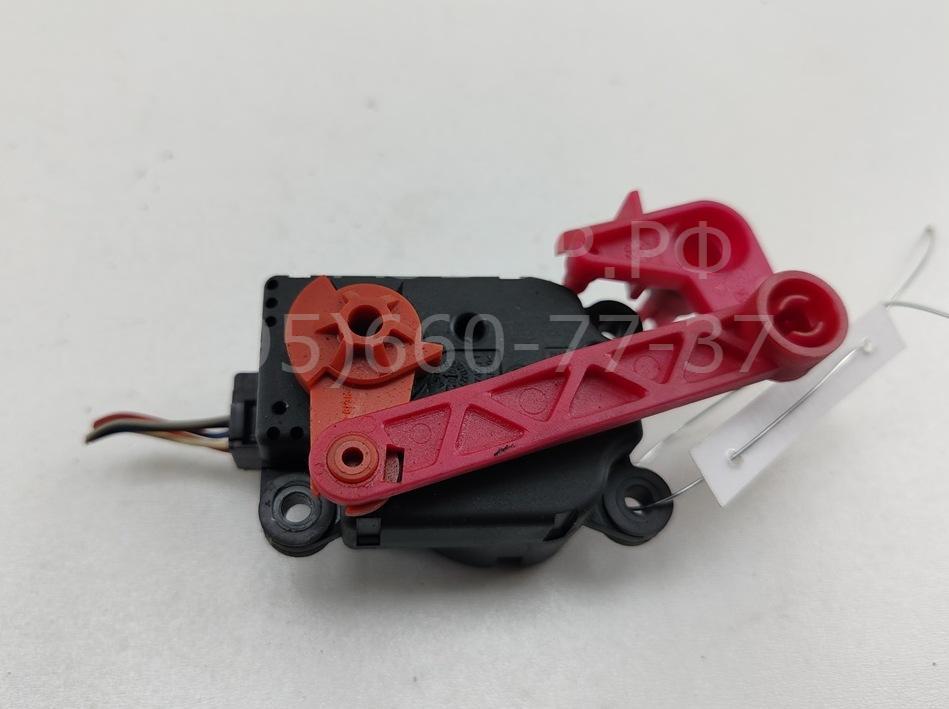 Моторчик заслонки печки