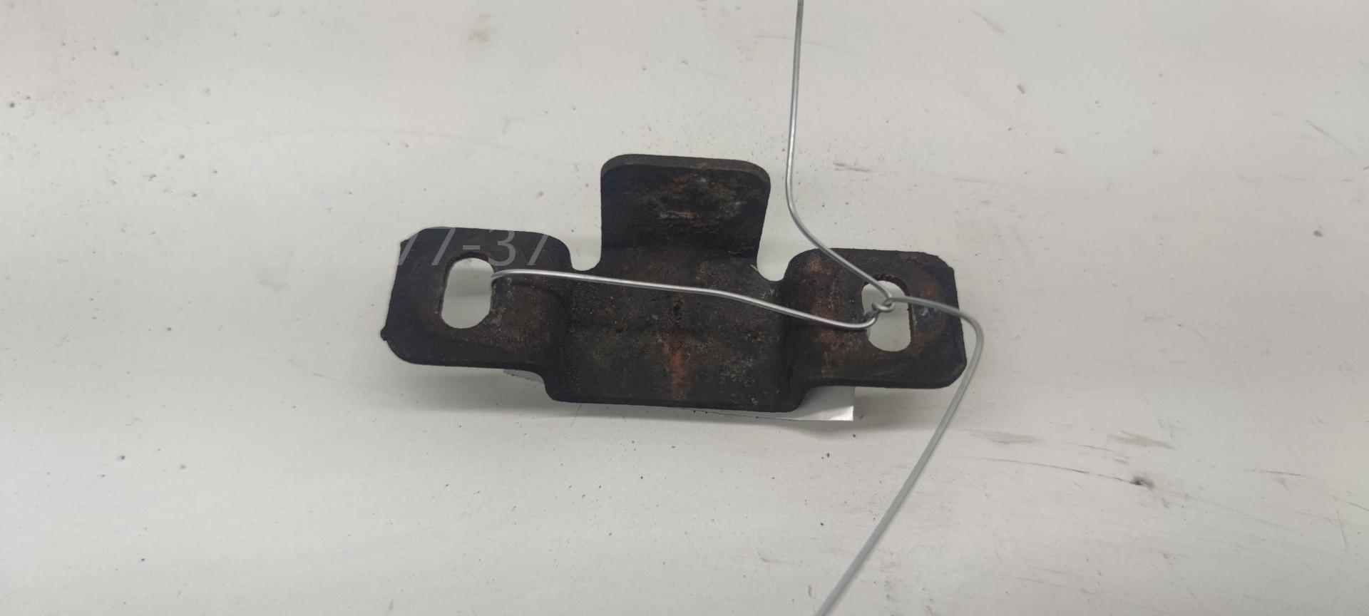 Кронштейн радиатора