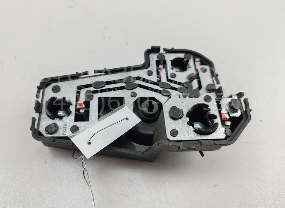 Плата заднего фонаря правого