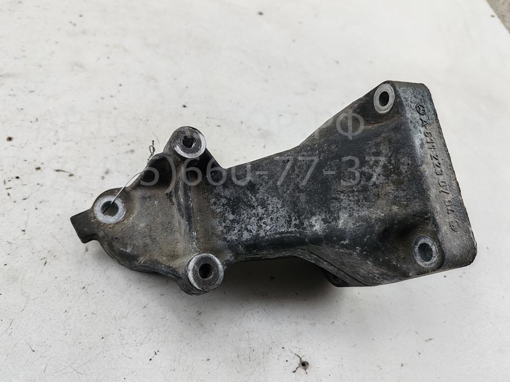 Опора двигателя