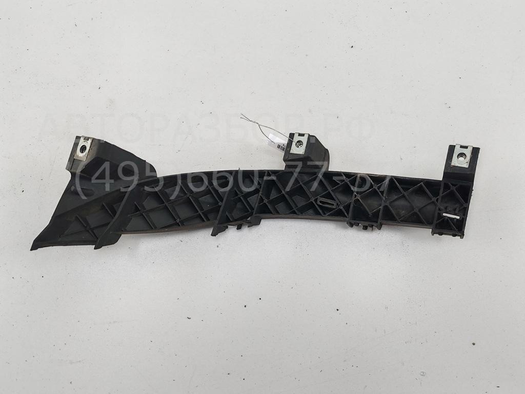 Кронштейн фар правый