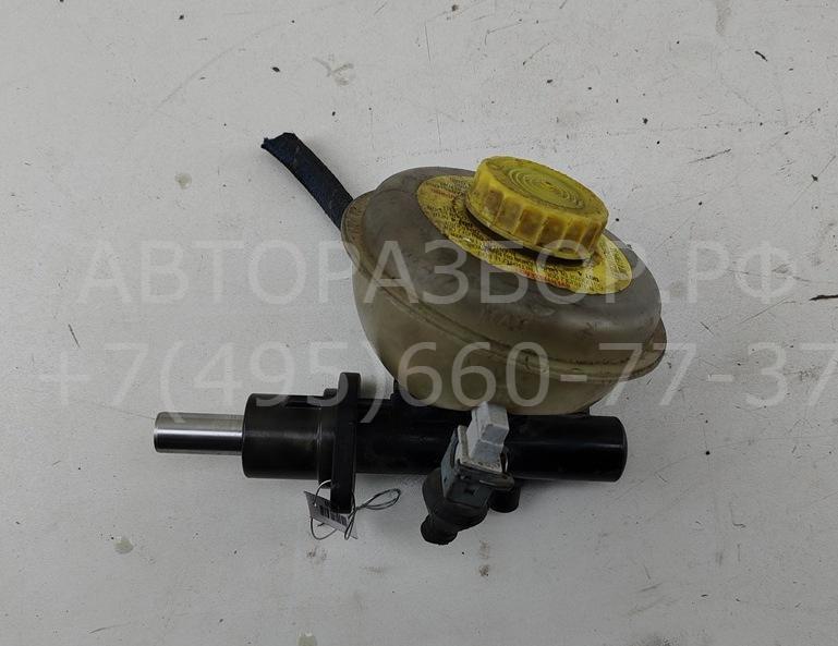 Цилиндр тормозной главный