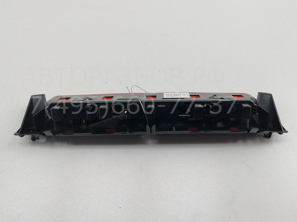 Фонарь задний (стоп сигнал)