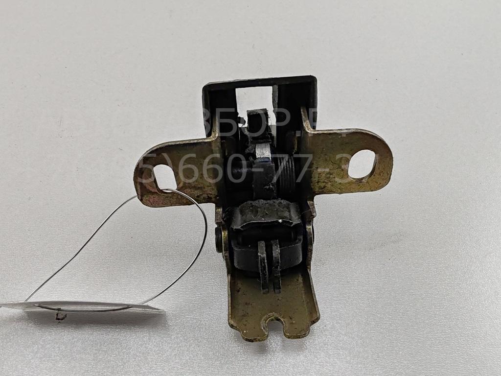 Замок двери задней левой