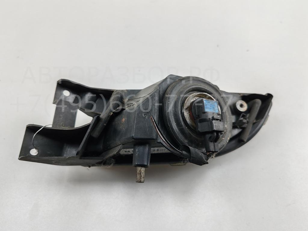 Фара противотуманная правая