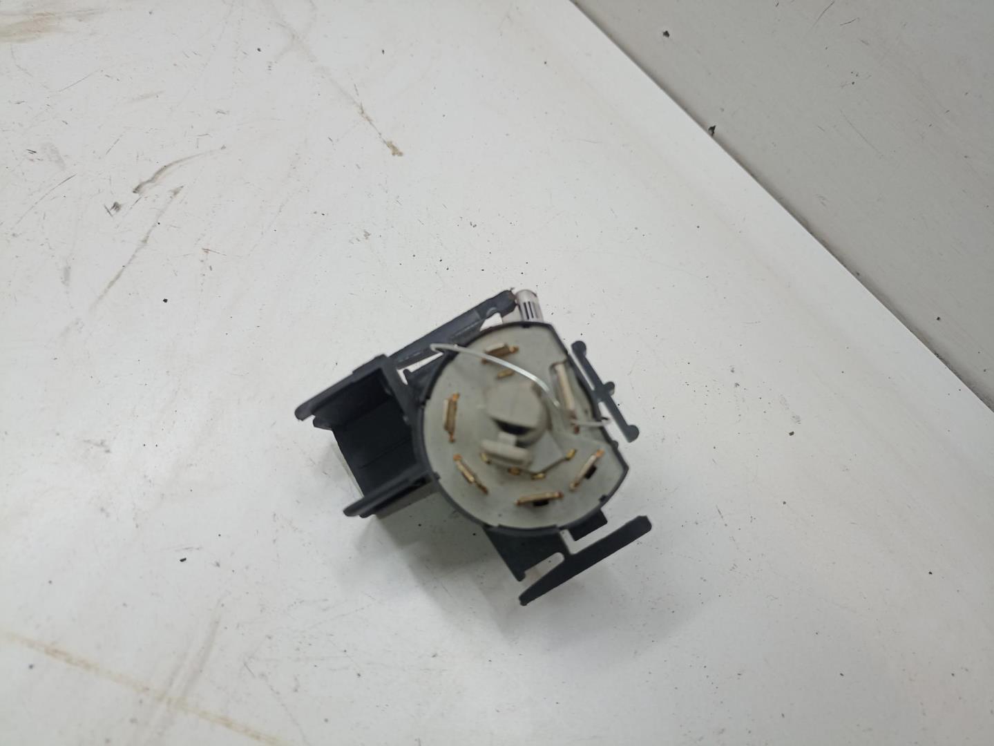 Контактная группа замка зажигания