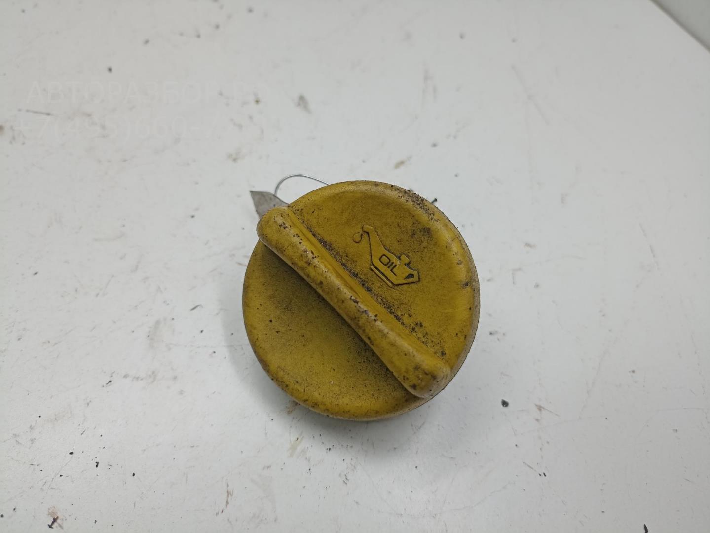 Крышка маслозаливной горловины