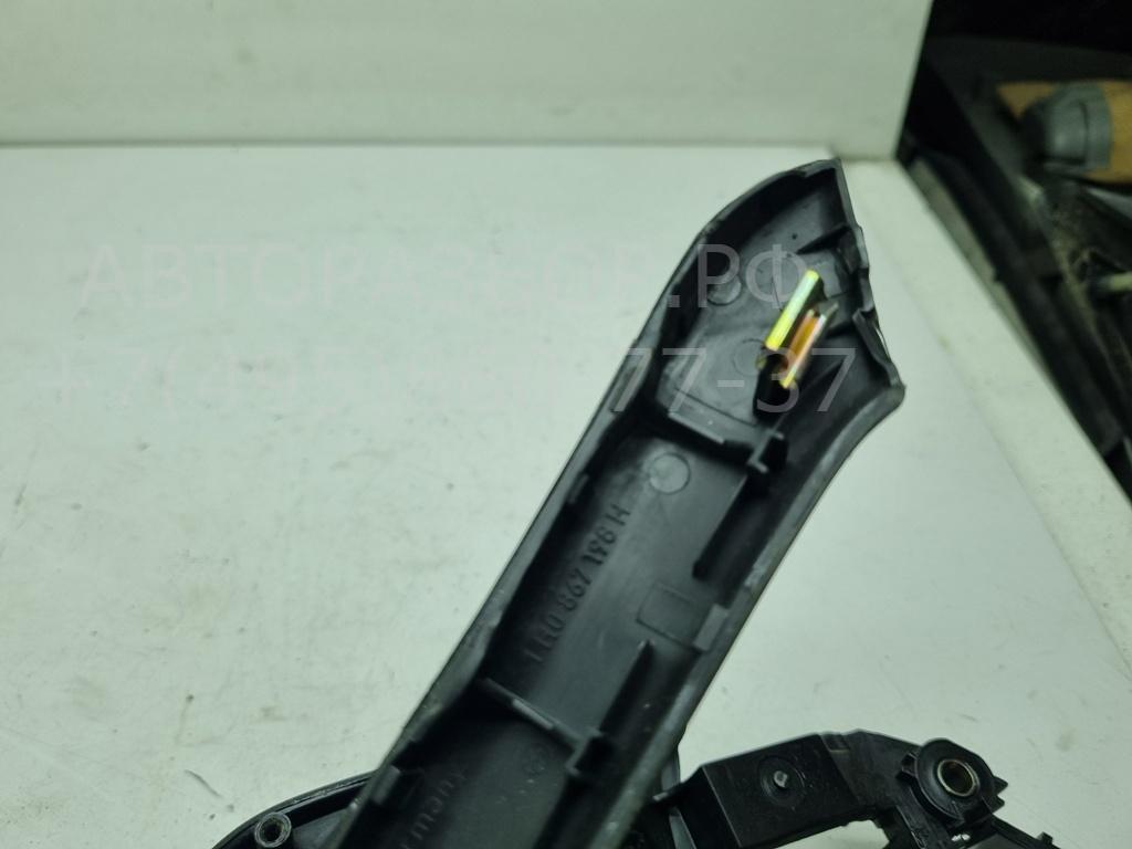 Накладка двери передней правой