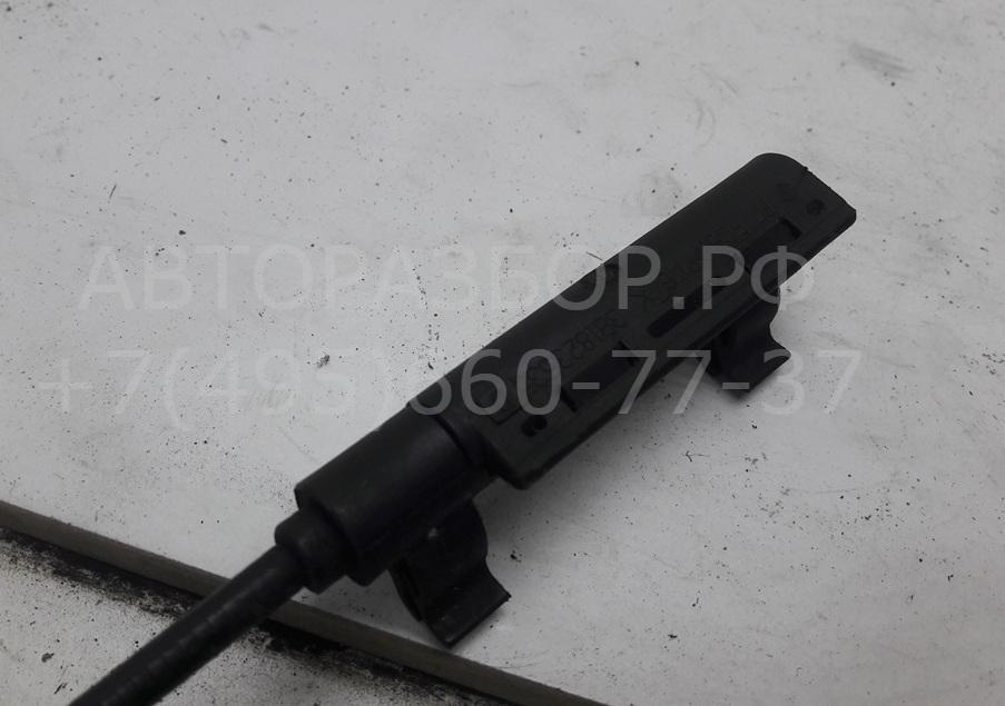 Трос открывания капота