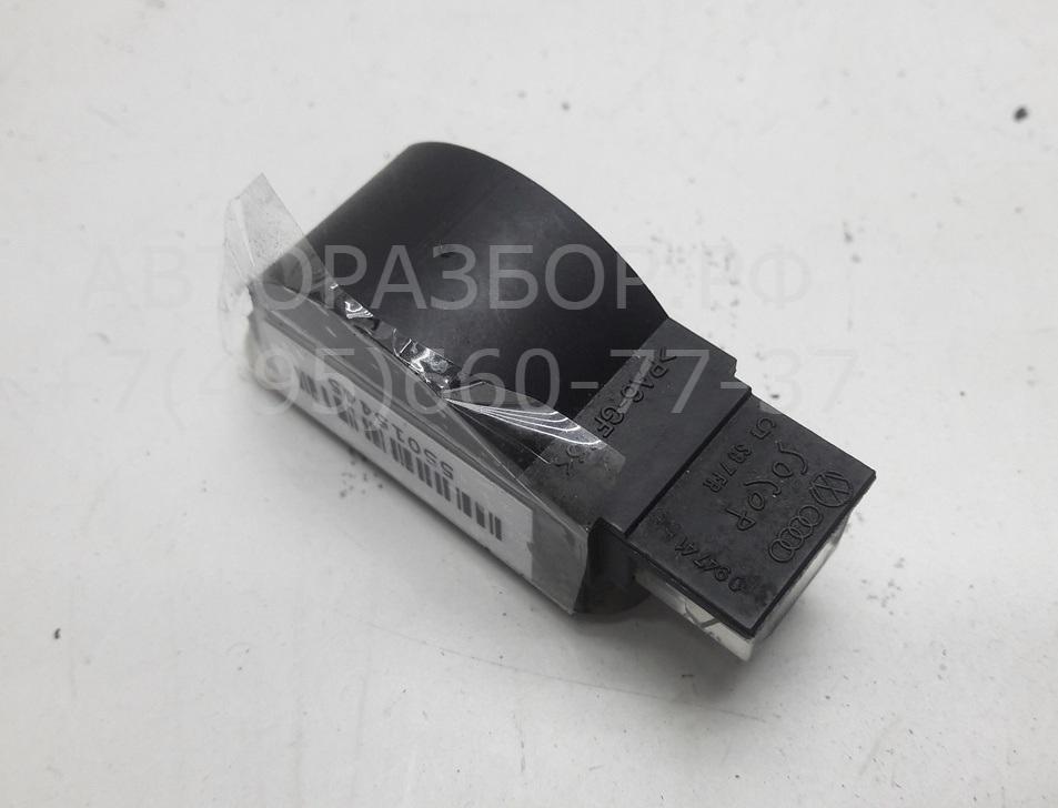 Плафон салонный