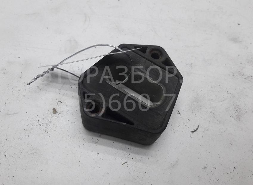 Кронштейн радиатора