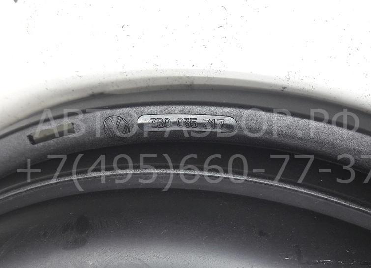 Накладка двери передней левой