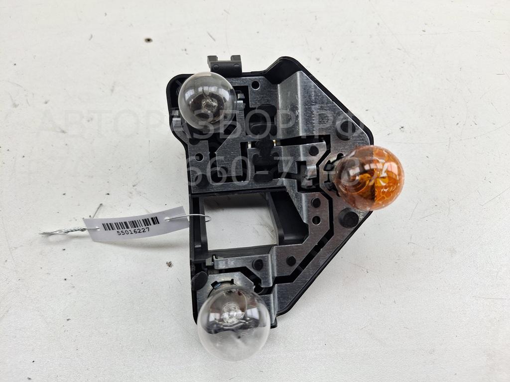 Плата заднего фонаря правого