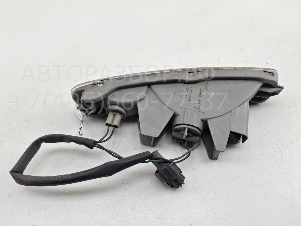 Фара противотуманная левая