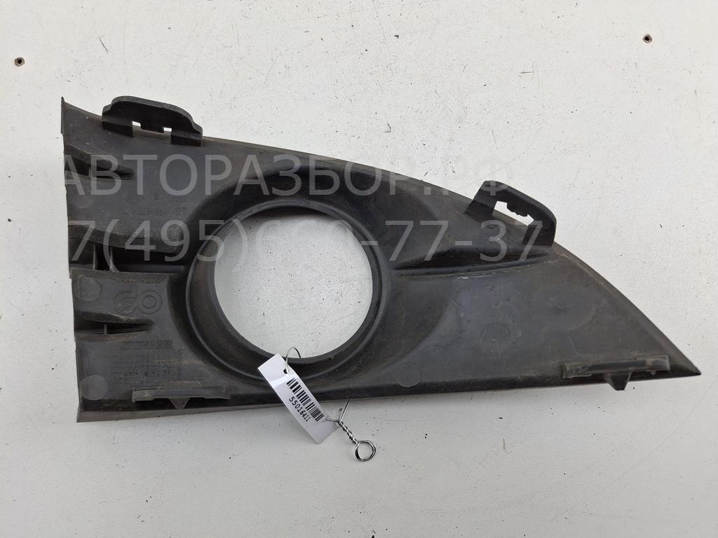 Рамка противотуманной фары левой