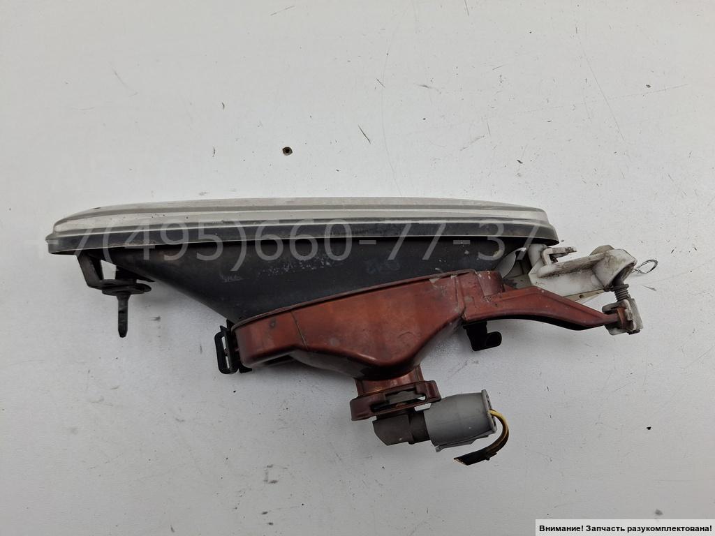 Фара противотуманная левая