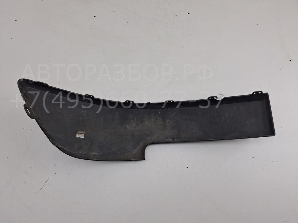 Молдинг переднего бампера левый