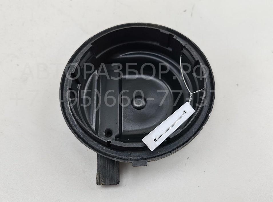 Крышка фары левой