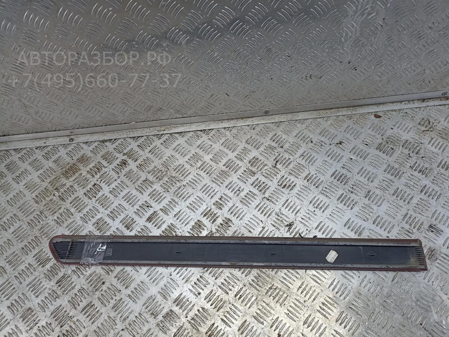 Накладка двери задней левой