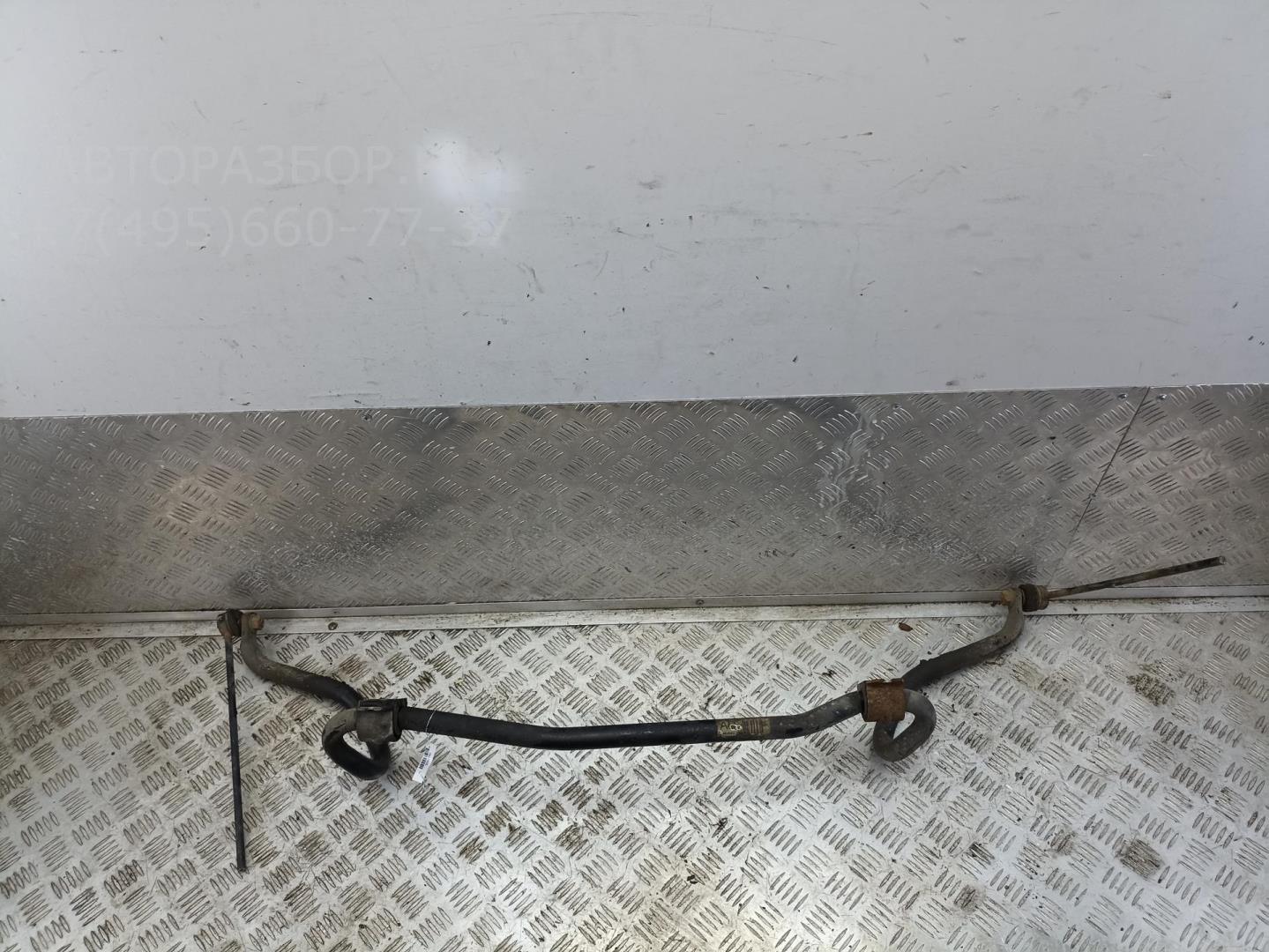 Стабилизатор передний