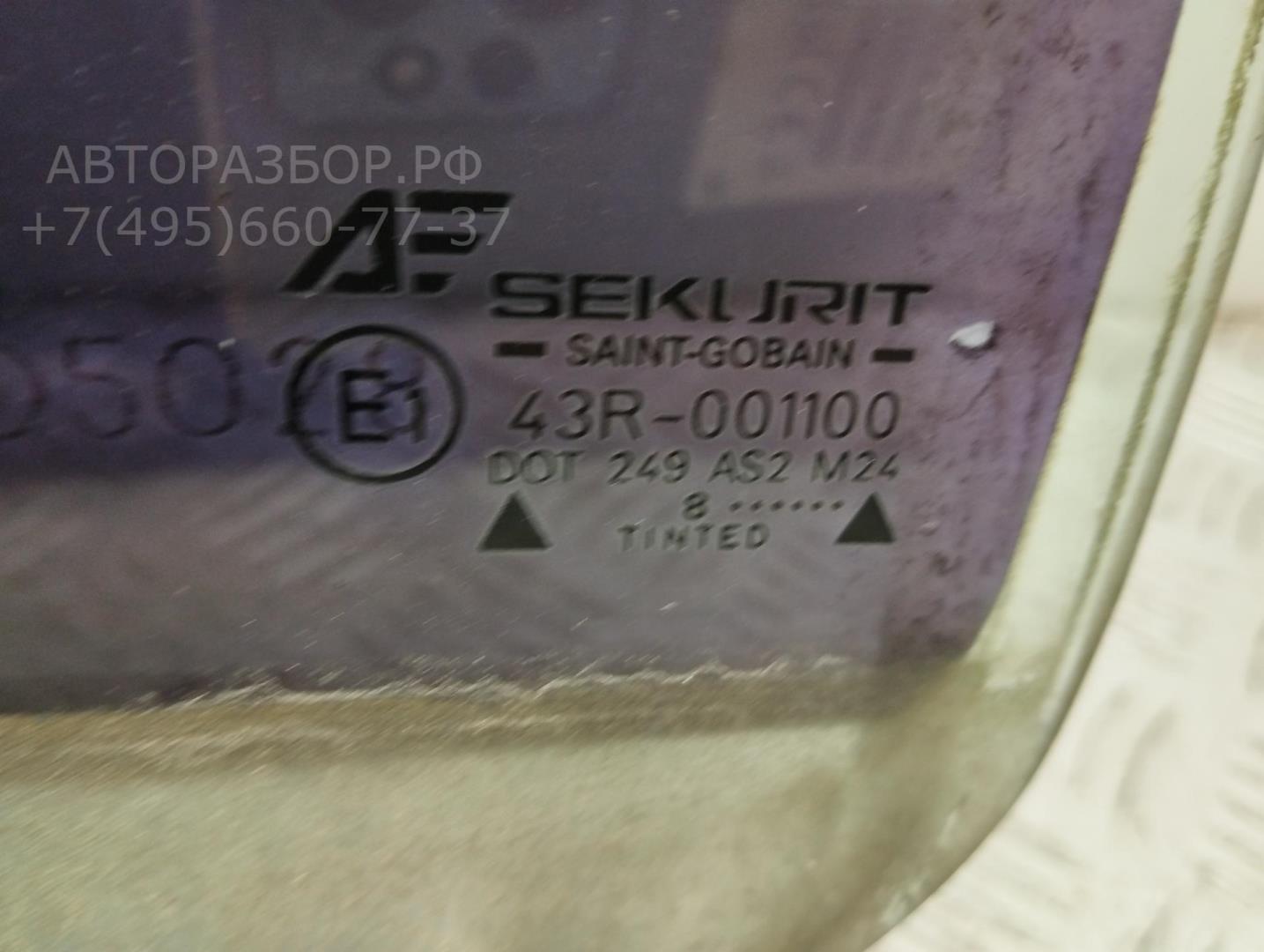Стекло двери задней левой