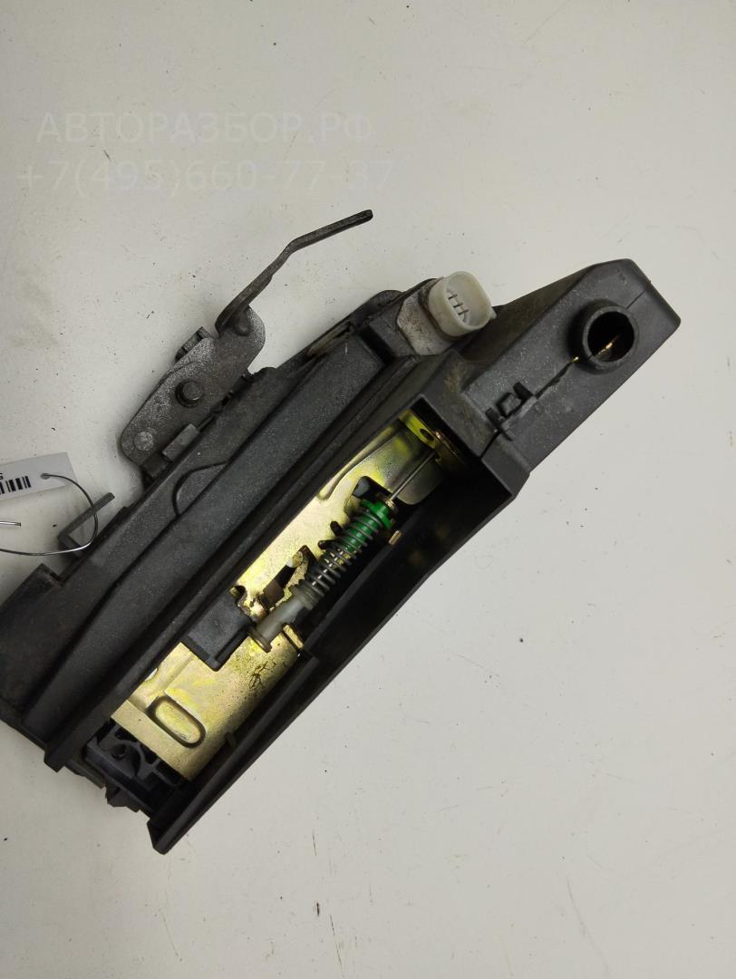 Замок двери передней правой