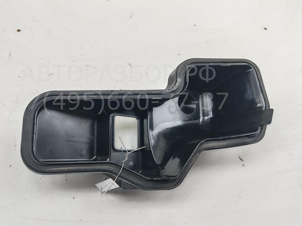 Крышка фары левой