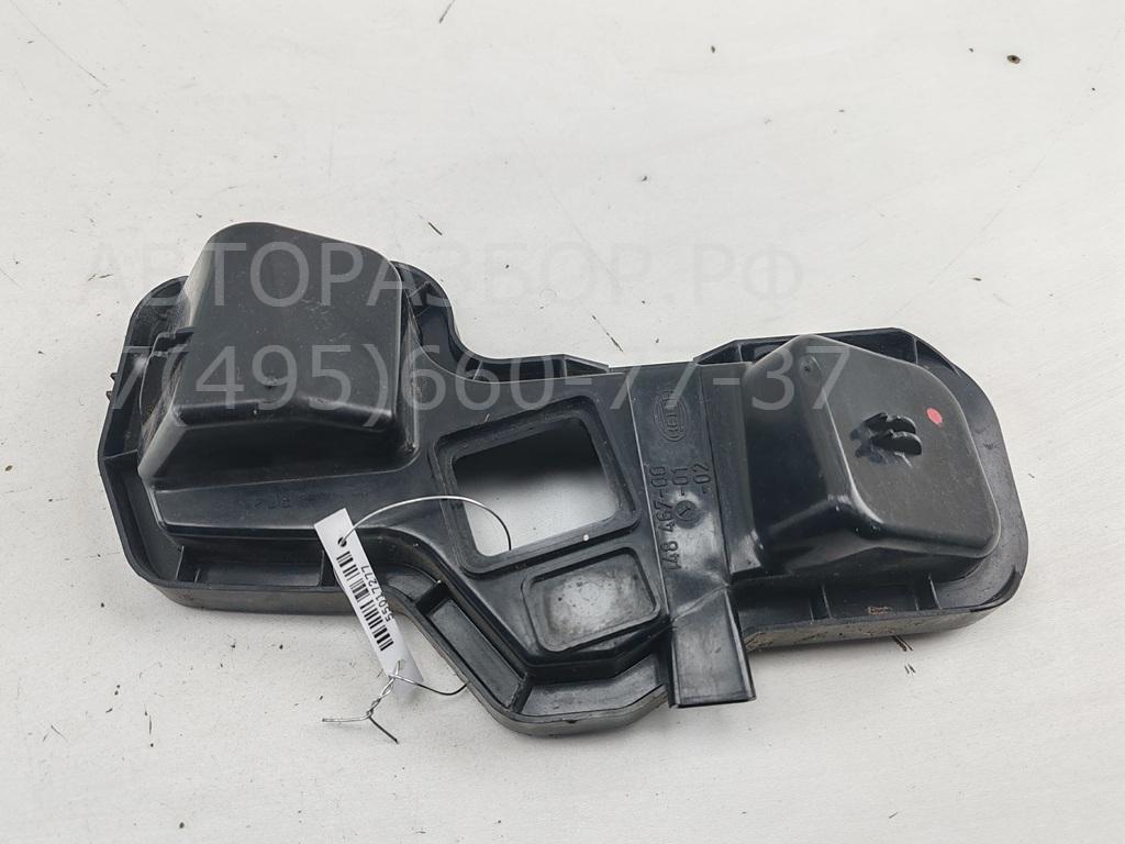 Крышка фары левой