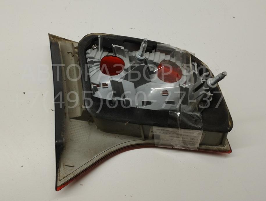 Фонарь задний внутренний правый