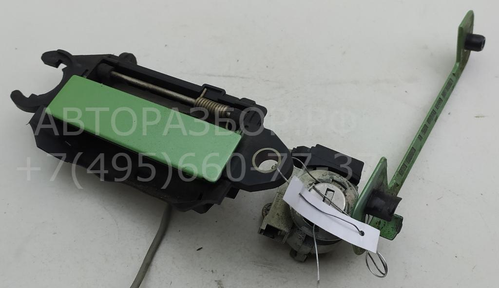 Ручка двери передней наружная правая