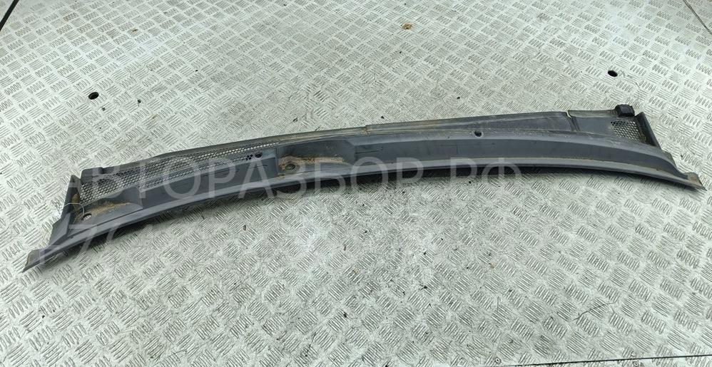 Решетка стеклоочистителей (Жабо)