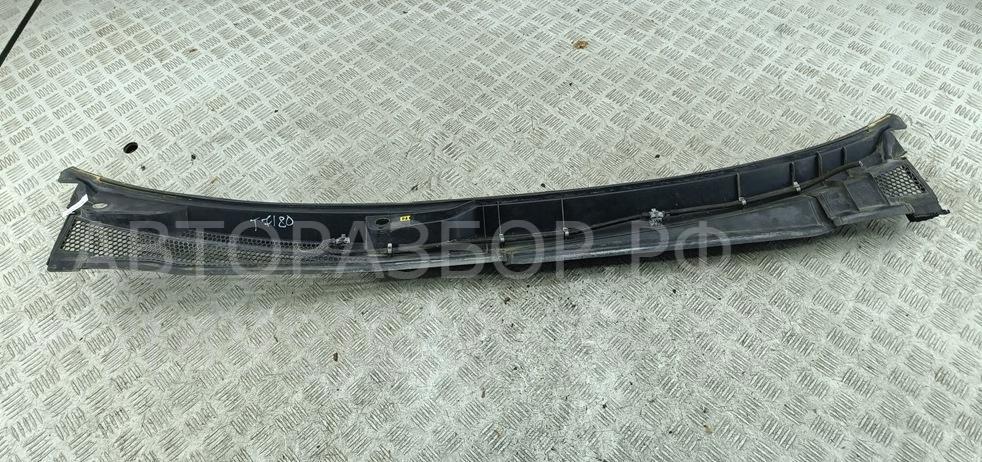 Решетка стеклоочистителей (Жабо)