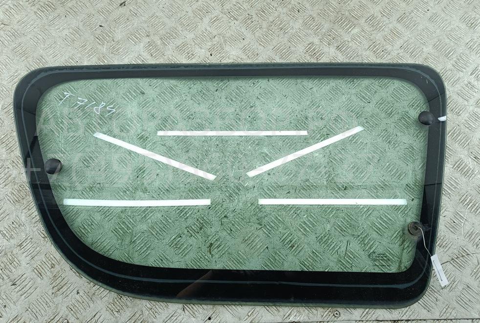 Стекло кузовное глухое правое