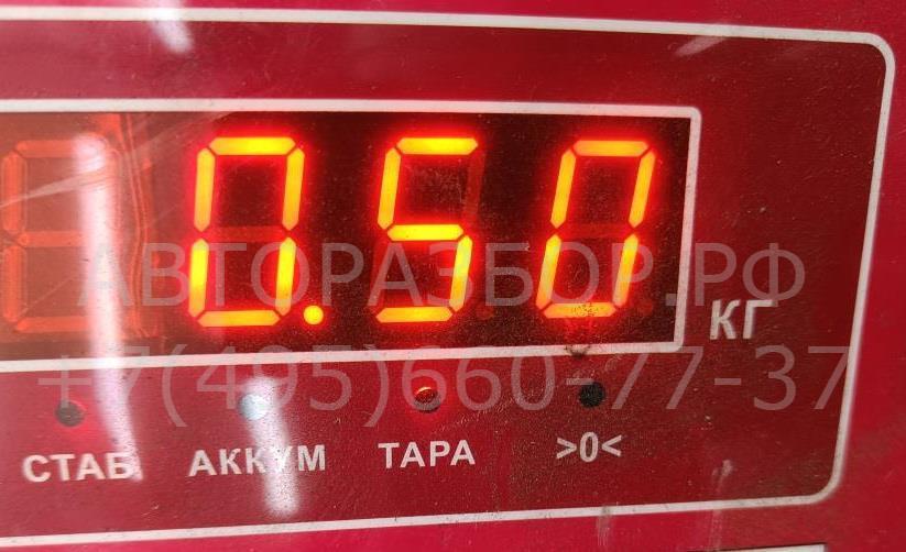 Поводок стеклоочистителя передний правый