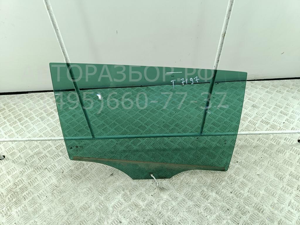 Стекло двери задней правой