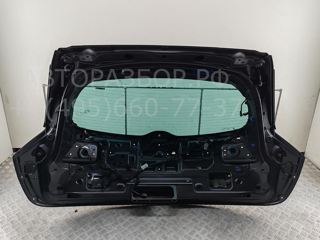 Дверь багажника